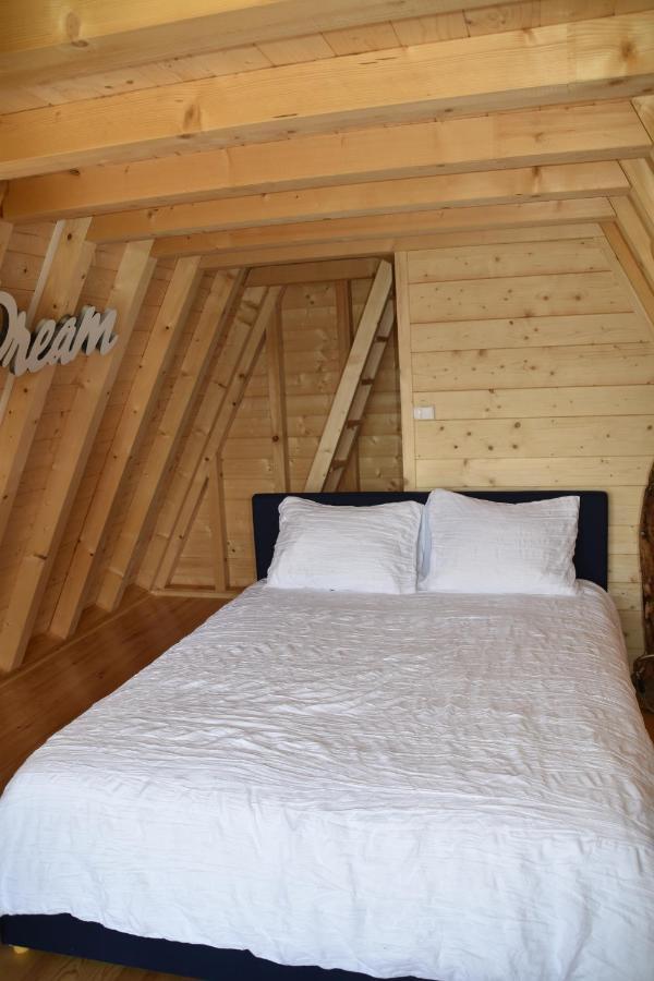 Bed and Breakfast L'Embellie Bertignat Zewnętrze zdjęcie
